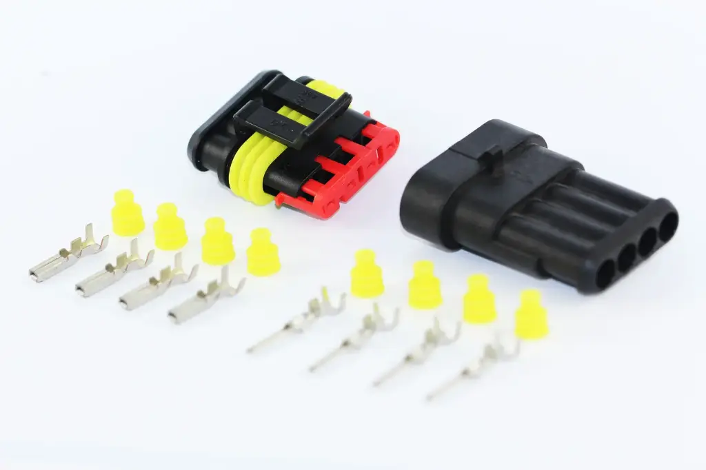 AMP Superseal 4 Circuit Kit